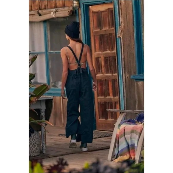 Free People Savannah Oversized Cotton Overalls Black - Picture 9 of 9